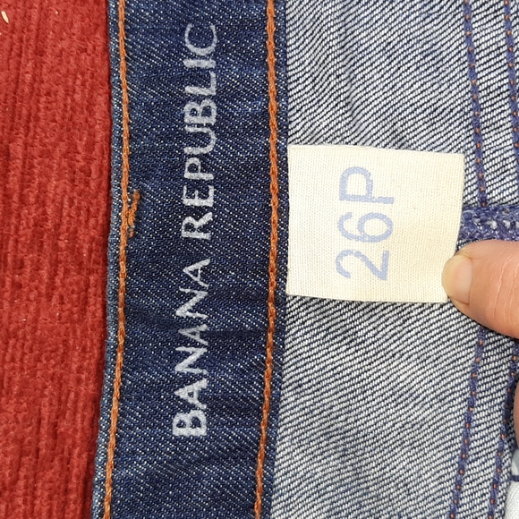 Banana Republic Jean skirt - Picture 3 of 4